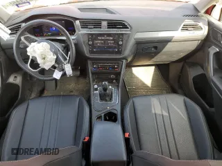 2022 Volkswagen Tiguan SE z VIN 3VV3B7AX8NM013029, wystawiony jako Copart lot #50613465 z przebiegiem 47 819 mil mil oraz Szkoda całkowita • Salvage title. Historia ofert i sprzedaży dostępna na DreamBid. Obrazek 8.