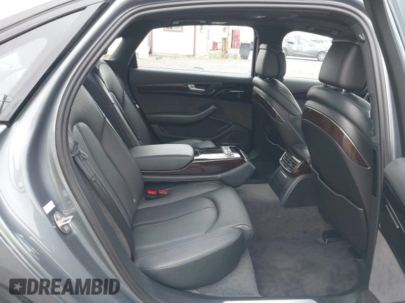 2017 Audi A8 с VIN WAU44AFD2HN018615, выставлен на аукционе IAAI как лот 42807685 с пробегом 24 792 миль миль и . История ставок и продаж доступна на DreamBid. Изображение 8.