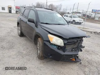2006 Toyota RAV4 with VIN JTMBD33V766010424, listed as a IAAI auction lot 41749521 with 1 mi miles. Bid and sale history available at carsss.com. Image 1.