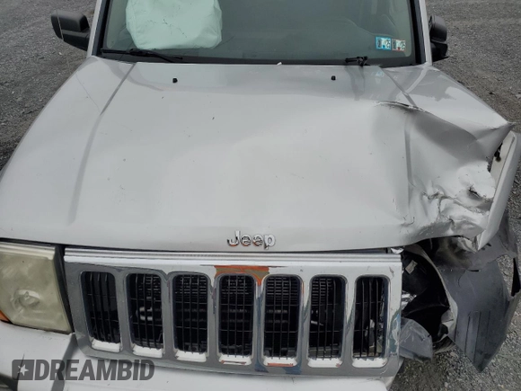 2008 Jeep Commander Sport with VIN 1J8HG48K98C149652, listed as a Copart auction lot 63973014 with 213,947 mi miles and Salvage Title. Bid and sale history available at carsss.com. Image 13.