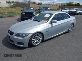 2012 BMW 3 Series 328i z VIN WBADW3C58CE823093, wystawiony jako IAAI lot #41830052 z przebiegiem 87 306 mil mil oraz . Historia ofert i sprzedaży dostępna na DreamBid. Obrazek 2.