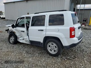 2016 Jeep Patriot Sport z VIN 1C4NJPBB4GD748294, wystawiony jako Copart lot #62569595 z przebiegiem 143 919 mil mil oraz Szkoda całkowita • Salvage title. Historia ofert i sprzedaży dostępna na DreamBid. Obrazek 2.