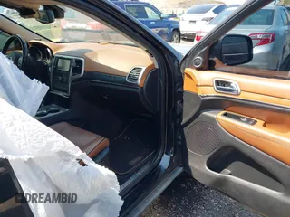 2011 Jeep Grand Cherokee Overland with VIN 1J4RR6GT9BC626061, listed as a IAAI auction lot 42372375 with 125,745 mi miles and . Bid and sale history available at DreamBid. Image 5.
