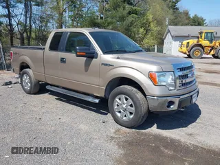 2014 Ford F-150 XL with VIN 1FTFX1EF3EFA91472, listed as a IAAI auction lot 42112651 with 1 mi miles. Bid and sale history available at carsss.com. Image 1.