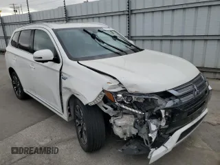 2018 Mitsubishi Outlander SEL with VIN JA4J24A53JZ030875, listed as a Copart auction lot 56703215 with 67,722 mi miles and Clean title. Bid and sale history available at DreamBid. Image 4.