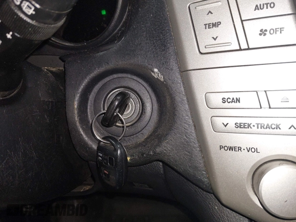 2006 Lexus RX 400h с VIN JTJGW31U862000869, выставлен на аукционе IAAI как лот 42620539 с пробегом 225 742 миль миль и . История ставок и продаж доступна на DreamBid. Изображение 11.