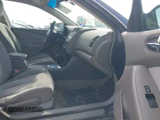 2009 Nissan Altima SL with VIN 1N4AL21E89N445187, listed as a IAAI auction lot 42195068 with 183,167 mi miles and . Bid and sale history available at DreamBid. Image 5.