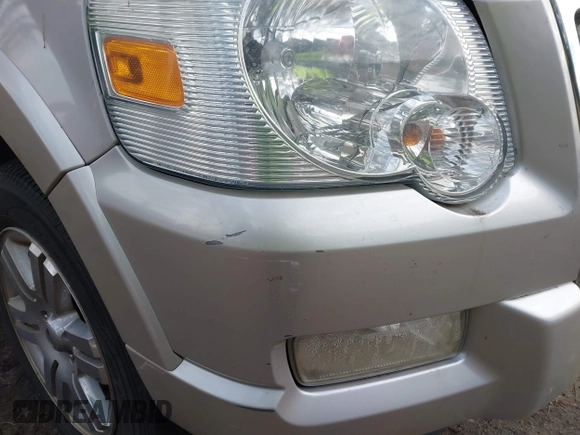 2008 Ford Explorer Sport Trac Limited z VIN 1FMEU33E18UB34647, wystawiony jako IAAI lot #41364035 z przebiegiem 155 234 mil mil oraz . Historia ofert i sprzedaży dostępna na DreamBid. Obrazek 6.