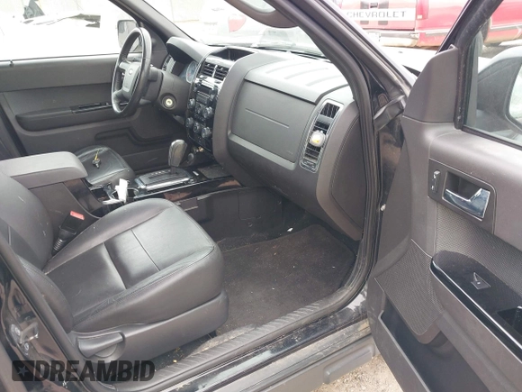 2011 Ford Escape Limited with VIN 1FMCU9EG7BKA49937, listed as a IAAI auction lot 42067837 with 223,181 mi miles. Bid and sale history available at carsss.com. Image 5.