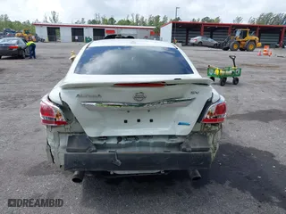 2013 Nissan Altima 2.5 SL with VIN 1N4AL3APXDN421828, listed as a IAAI auction lot 41958638 with 132,717 mi miles. Bid and sale history available at carsss.com. Image 17.
