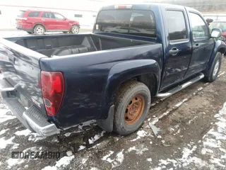 2007 GMC Canyon SLE1 with VIN 1GTDS13E178239562, listed as a IAAI auction lot 41264216 with 230,487 mi miles. Bid and sale history available at carsss.com. Image 4.