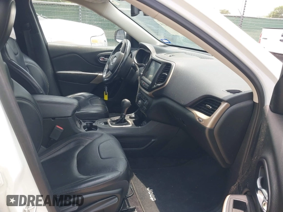 2018 Jeep Cherokee Limited with VIN 1C4PJMDX3JD516924, listed as a IAAI auction lot 42189115 with 111,670 mi miles and . Bid and sale history available at DreamBid. Image 5.
