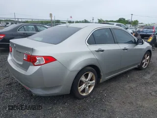 2009 Acura TSX z VIN JH4CU26679C021687, wystawiony jako IAAI lot #42323625 z przebiegiem 276 108 mil mil oraz . Historia ofert i sprzedaży dostępna na DreamBid. Obrazek 4.