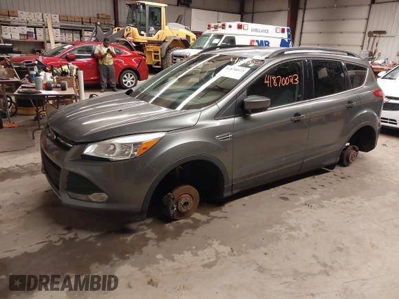 2014 Ford Escape SE with VIN 1FMCU9GX8EUD55597, listed as a IAAI auction lot 41870023 with 150,889 mi miles. Bid and sale history available at carsss.com. Image 2.