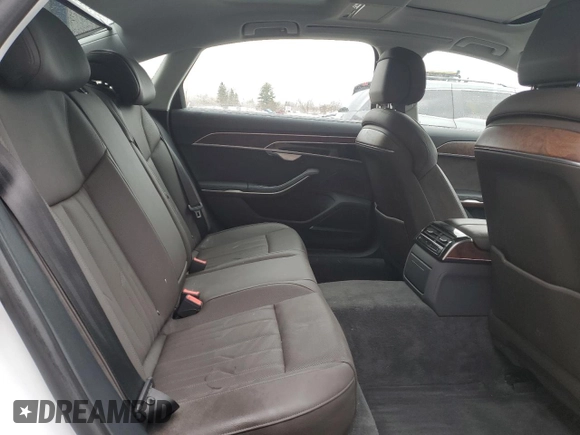 2021 Audi A8 with VIN WAU8DAF84MN016847, listed as a Copart auction lot 49464765 with 29,676 mi miles and Salvage Title. Bid and sale history available at carsss.com. Image 10.
