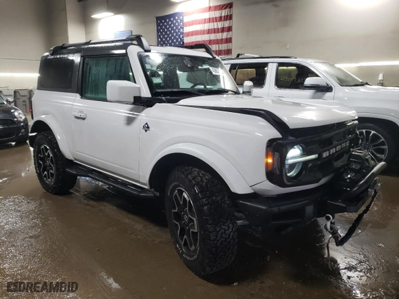 2021 Ford Bronco with VIN 1FMDE5AH7MLA62368, listed as a Copart auction lot 43602105 with 38,287 mi miles and Salvage Title. Bid and sale history available at carsss.com. Image 4.