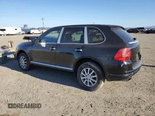 2005 Porsche Cayenne z VIN WP1AA29P65LA21548, wystawiony jako Copart lot #55642445 z przebiegiem 128 366 mil mil oraz Szkody całkowita. Historia ofert i sprzedaży dostępna na DreamBid. Obrazek 2.