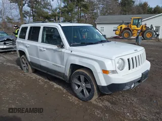 2016 Jeep Patriot Latitude with VIN 1C4NJPFA2GD562612, listed as a IAAI auction lot 41639913 with 120,823 mi miles and . Bid and sale history available at DreamBid. Image 1.