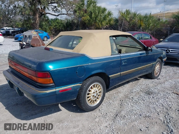 1995 Chrysler LeBaron z VIN 1C3EU4531SF679446, wystawiony jako IAAI lot #41441543 z przebiegiem 105 525 mil mil oraz . Historia ofert i sprzedaży dostępna na DreamBid. Obrazek 4.