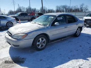 2001 Ford Taurus SES Standard z VIN 1FAFP55251A249750, wystawiony jako Copart lot #54422585 z przebiegiem 207 693 mil mil oraz Szkoda całkowita • Salvage title. Historia ofert i sprzedaży dostępna na DreamBid. Obrazek 1.