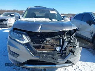 2018 Nissan Rogue SV z VIN KNMAT2MV9JP591094, wystawiony jako IAAI lot #41318760 z przebiegiem 174 551 mil mil oraz . Historia ofert i sprzedaży dostępna na DreamBid. Obrazek 12.