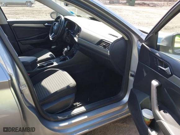 2024 Volkswagen Jetta S with VIN 3VW5M7BU0RM090048, listed as a IAAI auction lot 41871178 with 25,655 mi miles. Bid and sale history available at carsss.com. Image 5.