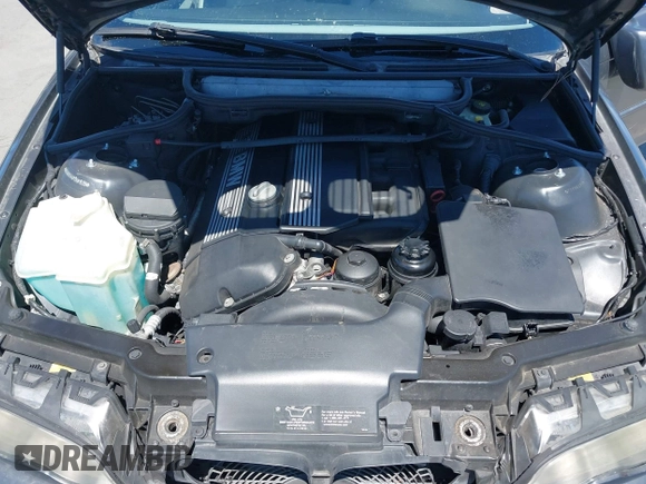2001 BMW 3 Series 330Ci with VIN WBABS53401JU81570, listed as a IAAI auction lot 42773272 with 185,948 mi miles and . Bid and sale history available at DreamBid. Image 10.