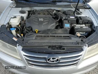 2011 Hyundai Azera GLS with VIN KMHFC4DDXBA552197, listed as a Copart auction lot 72680484 with 105,120 mi miles and Salvage title. Bid and sale history available at DreamBid. Image 13.