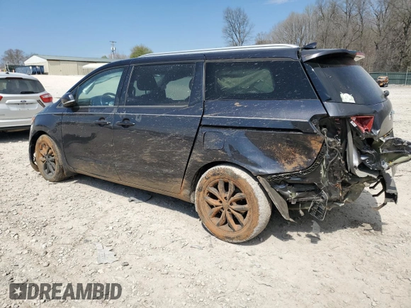 2020 Kia Sedona EX with VIN KNDMB5C14L6647578, listed as a Copart auction lot 50916505 with 101,855 mi miles and Salvage Title. Bid and sale history available at carsss.com. Image 2.