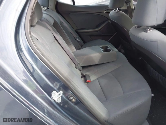 2015 Kia Optima LX with VIN KNAGM4A74F5601538, listed as a IAAI auction lot 41650956 with 137,916 mi miles. Bid and sale history available at carsss.com. Image 8.