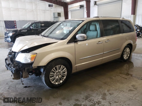 2013 Chrysler Town & Country Limited with VIN 2C4RC1GG2DR621811, listed as a Copart auction lot 54130625 with 178,412 mi miles and Salvage Title. Bid and sale history available at carsss.com. Image 1.
