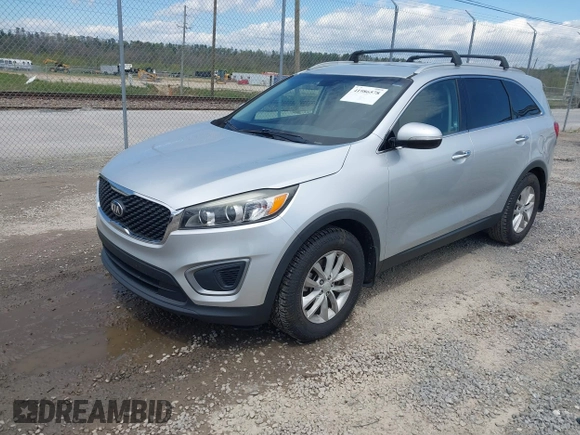 2016 Kia Sorento LX with VIN 5XYPG4A35GG048897, listed as a IAAI auction lot 41986578 with 161,157 mi miles. Bid and sale history available at carsss.com. Image 17.
