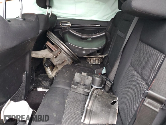 2016 Jeep Grand Cherokee Laredo z VIN 1C4RJFAG5GC399631, wystawiony jako Copart lot #55294584 z przebiegiem Nie podano mil oraz Nie do naprawy • Non repairable. Historia ofert i sprzedaży dostępna na DreamBid. Obrazek 13.