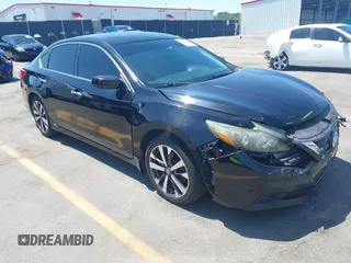 2016 Nissan Altima SR with VIN 1N4AL3AP7GC146127, listed as a IAAI auction lot 42147278 with 116,323 mi miles and . Bid and sale history available at DreamBid. Image 1.
