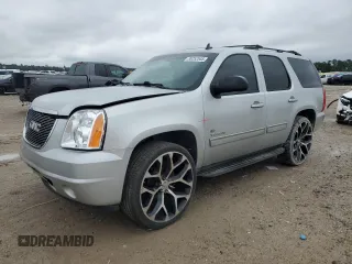 2011 GMC Yukon SLE with VIN 1GKS1AE06BR111692, listed as a Copart auction lot 88252545 with 187,740 mi miles and Salvage Title. Bid and sale history available at carsss.com. Image 1.