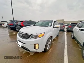 2015 Kia Sorento SX Limited with VIN 5XYKW4A75FG578771, listed as a Copart auction lot 56002285 with 174,497 mi miles and Clean Title. Bid and sale history available at carsss.com. Image 2.