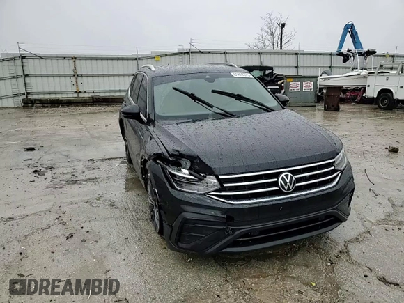2023 Volkswagen Tiguan SE z VIN 3VVNB7AX0PM100371, wystawiony jako Copart lot #51858375 z przebiegiem 46 940 mil mil oraz Szkoda całkowita • Salvage title. Historia ofert i sprzedaży dostępna na DreamBid. Obrazek 12.