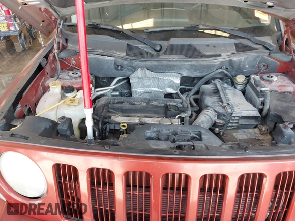2008 Jeep Patriot Sport with VIN 1J8FT28008D705380, listed as a IAAI auction lot 41790973 with 74,436 mi miles and . Bid and sale history available at DreamBid. Image 10.