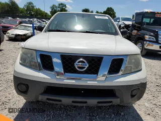 2015 Nissan Frontier S with VIN 1N6BD0CT6FN749428, listed as a Copart auction lot 58000685 with 211,574 mi miles and Clean title. Bid and sale history available at DreamBid. Image 5.