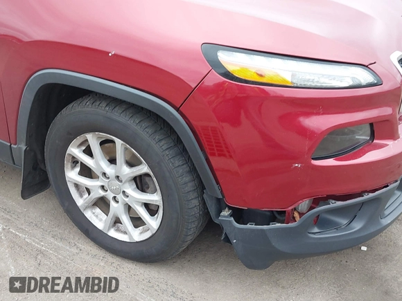 2015 Jeep Cherokee Latitude with VIN 1C4PJMCS6FW594812, listed as a IAAI auction lot 41709068 with 125,232 mi miles. Bid and sale history available at carsss.com. Image 17.