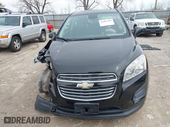 2016 Chevrolet Trax LS with VIN KL7CJKSB3GB571885, listed as a IAAI auction lot 41881298 with 87,885 mi miles. Bid and sale history available at carsss.com. Image 12.