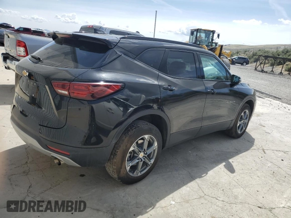 2024 Chevrolet Blazer LT z VIN 3GNKBJR40RS178941, wystawiony jako Copart lot #53538185 z przebiegiem 27 969 mil mil oraz Czysty tytuł • Clean title. Historia ofert i sprzedaży dostępna na DreamBid. Obrazek 3.