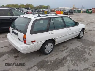 1994 Ford Escort z VIN 1FARP15J9RW134239, wystawiony jako IAAI lot #42056543 z przebiegiem 120 843 mil mil oraz . Historia ofert i sprzedaży dostępna na DreamBid. Obrazek 4.