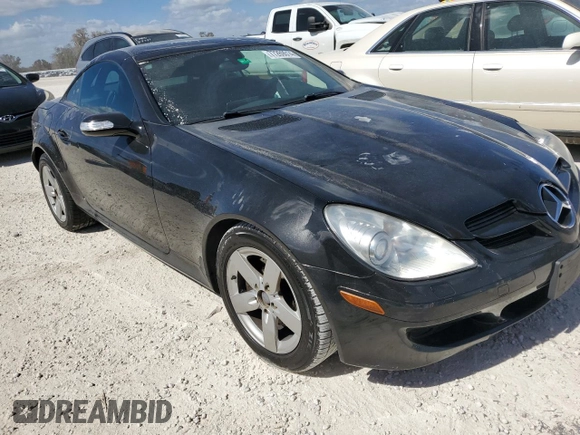 2006 Mercedes-Benz SLK-Class 3.0L with VIN WDBWK54F66F102164, listed as a Copart auction lot 77269014 with 135,786 mi miles and Salvage Title. Bid and sale history available at carsss.com. Image 4.