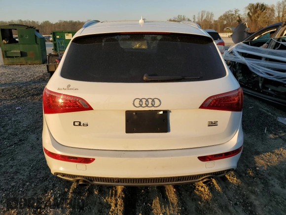 2010 Audi Q5 Prestige with VIN WA1WKAFP6AA112922, listed as a Copart auction lot 50549145 with 243,193 mi miles and Salvage title. Bid and sale history available at DreamBid. Image 6.