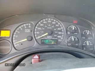 2000 GMC Sierra 1500 SL with VIN 1GTEC14V3YE900284, listed as a Copart auction lot 87844315 with 254,472 mi miles and Salvage Title. Bid and sale history available at DreamBid. Image 9.