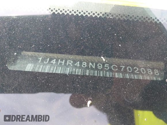 2005 Jeep Grand Cherokee Laredo с VIN 1J4HR48N95C702088, выставлен на аукционе IAAI как лот 42618348 с пробегом Не указан миль и . История ставок и продаж доступна на DreamBid. Изображение 9.