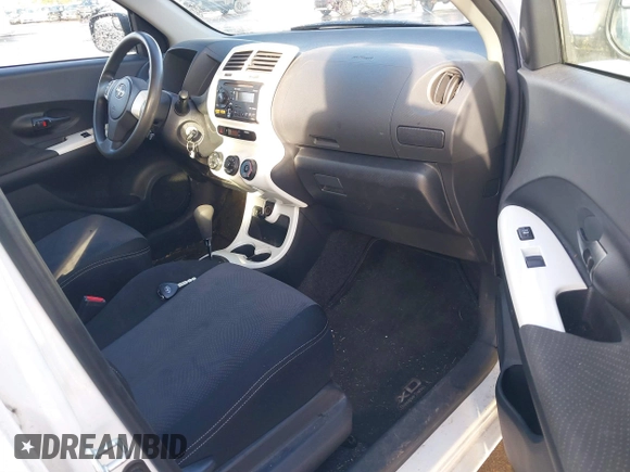 2012 Scion xD z VIN JTKKU4B41C1016087, wystawiony jako IAAI lot #41494155 z przebiegiem 56 726 mil mil oraz . Historia ofert i sprzedaży dostępna na DreamBid. Obrazek 5.