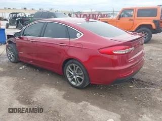 2019 Ford Fusion Titanium с VIN 3FA6P0RU2KR190369, выставлен на аукционе IAAI как лот 42193379 с пробегом 60 325 миль миль и . История ставок и продаж доступна на DreamBid. Изображение 3.