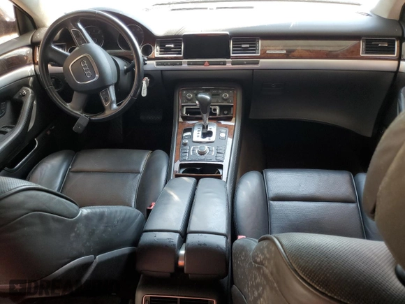 2010 Audi A8 z VIN WAURVAFA7AN005356, wystawiony jako Copart lot #57491155 z przebiegiem Nie podano mil oraz Czysty tytuł • Clean title. Historia ofert i sprzedaży dostępna na DreamBid. Obrazek 8.